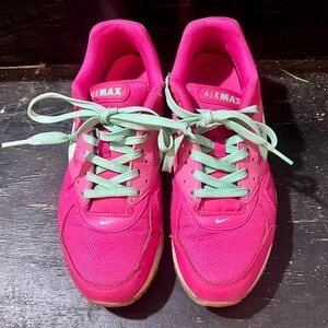 Nike Air Max Ivo Athletic Shoes Pink Green 638508-631 Low Top Women's Size 7